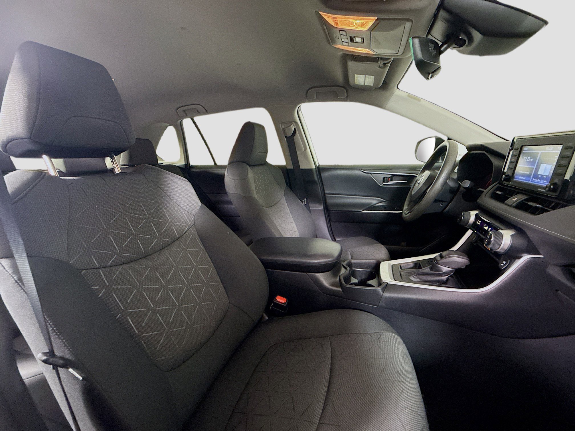 Used 2021 Toyota RAV4 XLE image 29