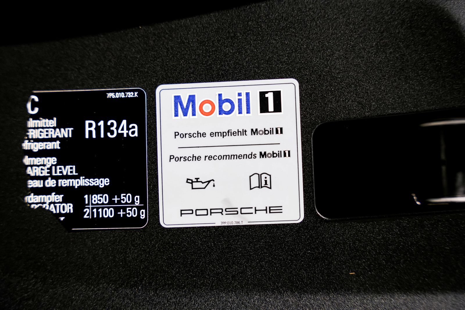 Used 2013 Porsche Cayenne Diesel AWD/4WD image 48