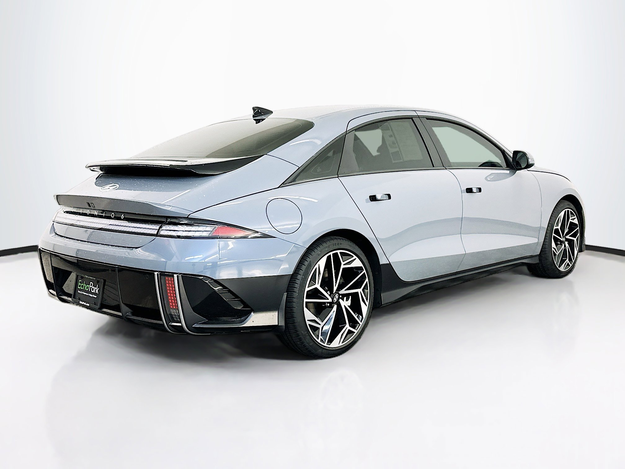 Used 2024 Hyundai Ioniq 6 SEL AWD/4WD image 9