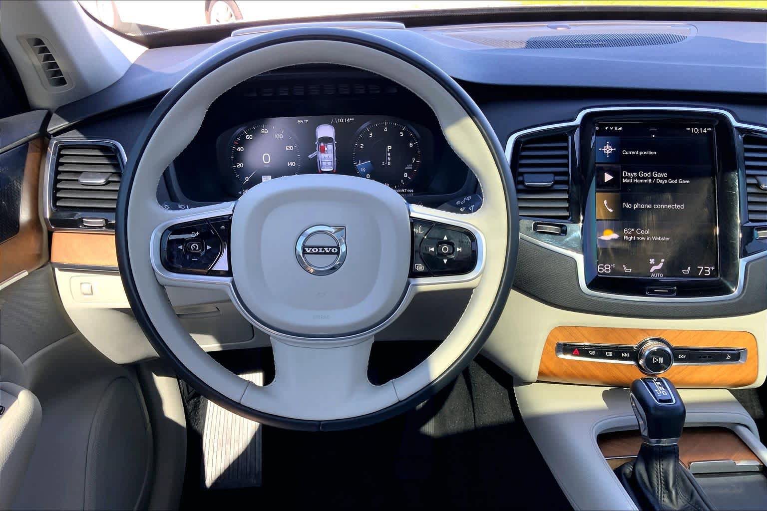 Used 2021 Volvo XC90 T6 Momentum w/ Advanced Package AWD/4WD image 5