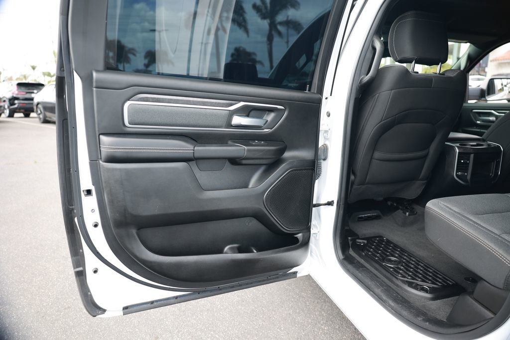 Used 2022 RAM 1500 Big Horn AWD/4WD image 34