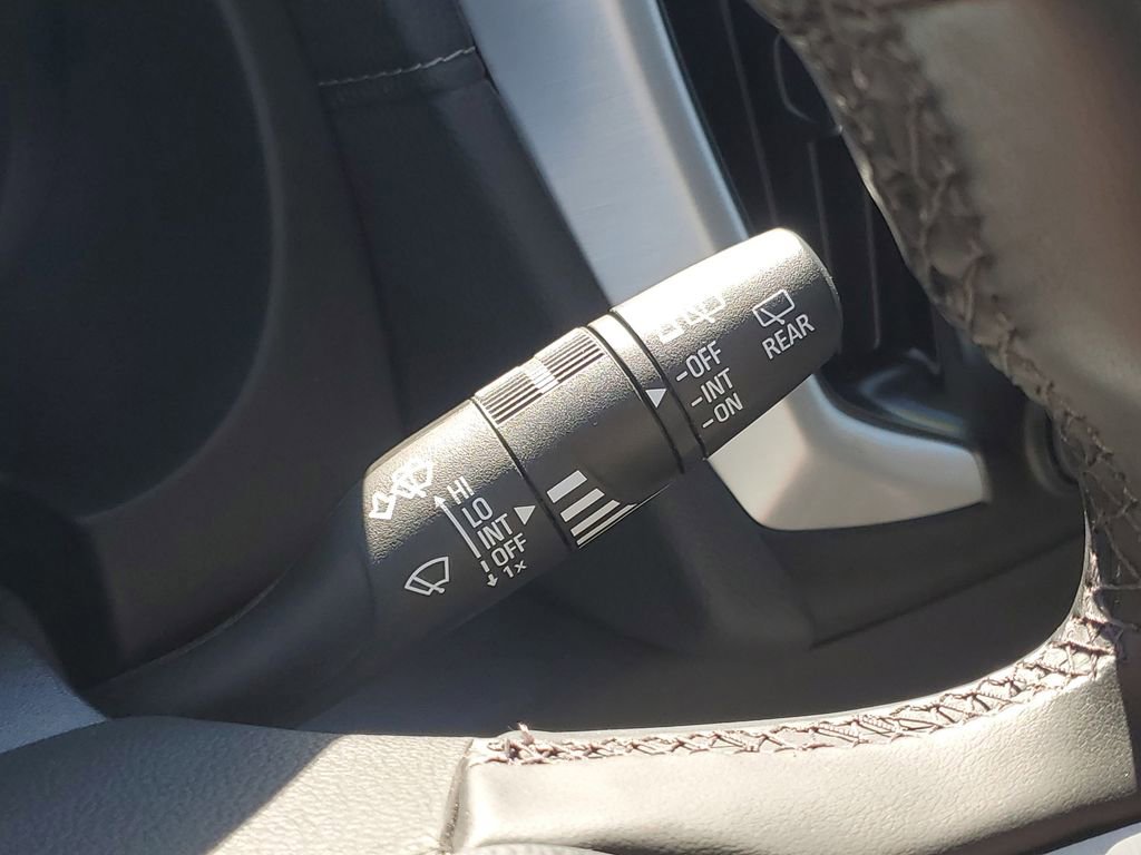 Used 2024 GMC Terrain SLT w/ LPO, Floor Liner Package image 19