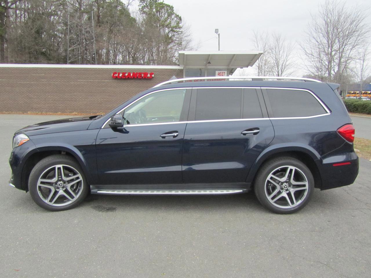 Used 2018 Mercedes-Benz GLS 550 4MATIC w/ Driver Assistance Package image 7