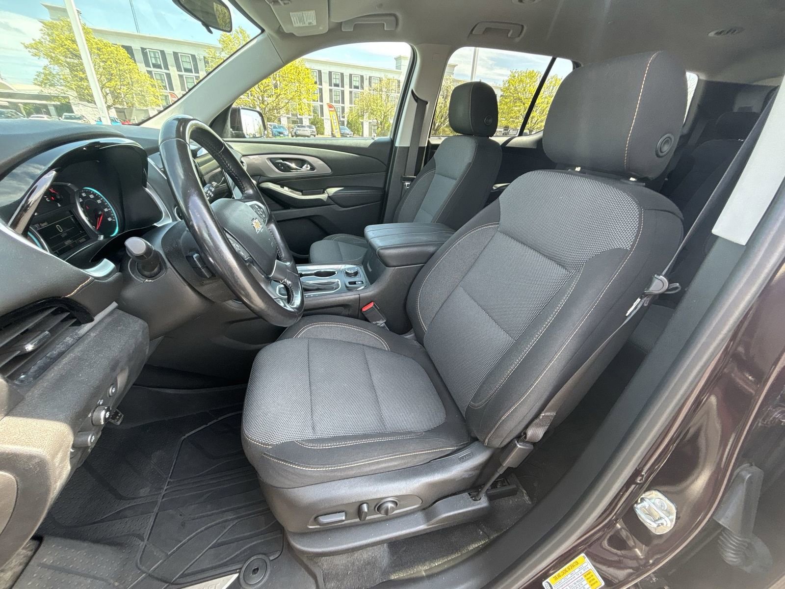 Used 2018 Chevrolet Traverse LT w/ LPO, Floor Liner Package AWD/4WD image 13