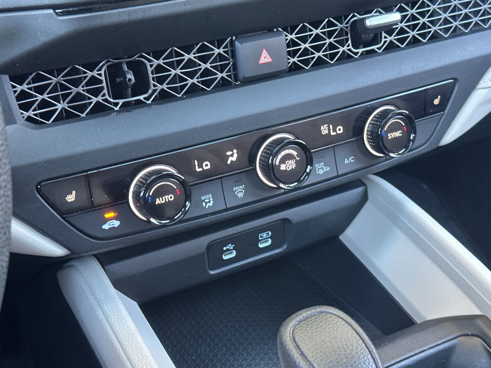 Used 2023 Honda Accord EX image 19