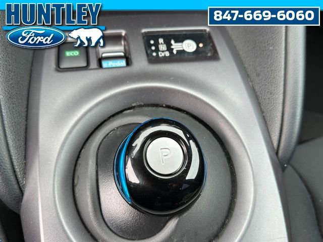 Used 2024 Nissan Leaf S image 18