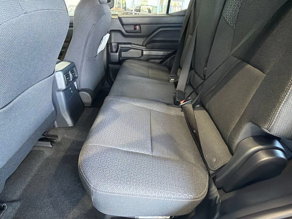 Certified 2026 Toyota 4Runner SR5 AWD/4WD image 33