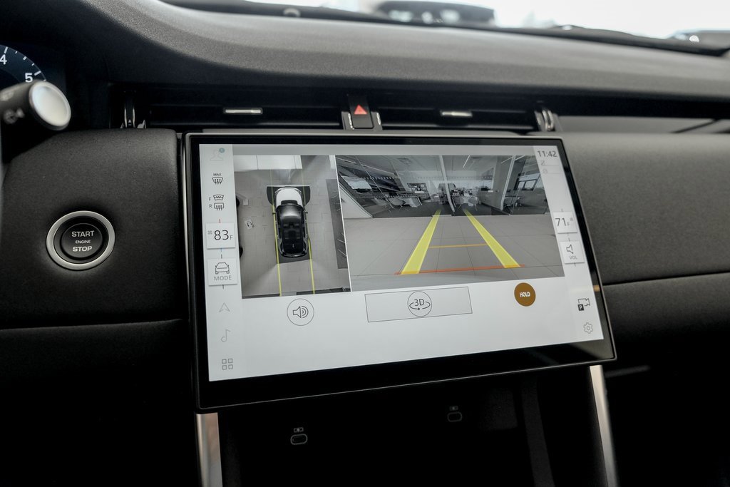 Used 2025 Land Rover Discovery Sport S image 19