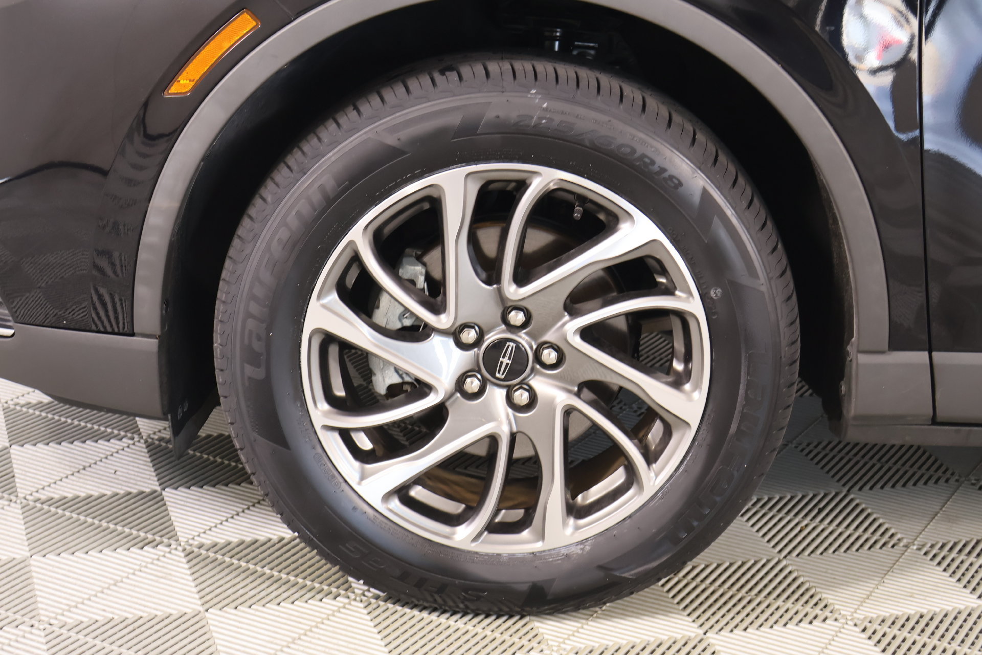 Used 2022 Lincoln Corsair FWD image 17