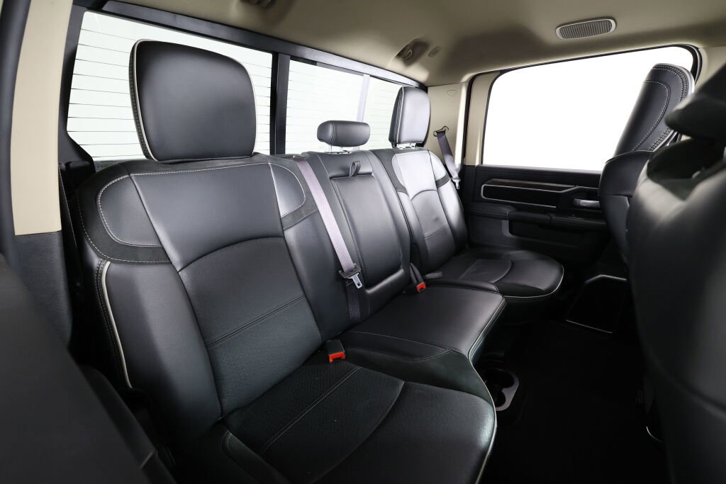 Used 2021 RAM 3500 Laramie image 20