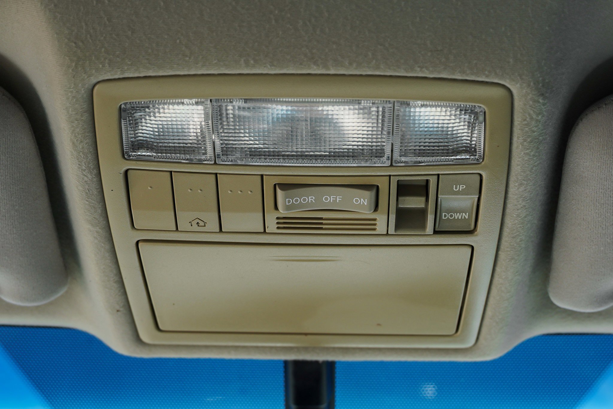 Used 2010 Toyota Camry XLE FWD image 29