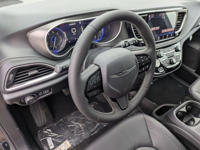 New 2026 Chrysler Pacifica Select w/ S Appearance Package image 14