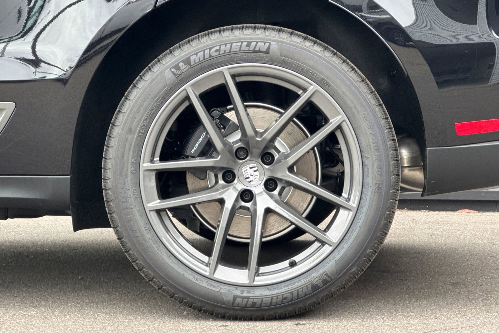 New 2025 Porsche Macan Turbo image 43