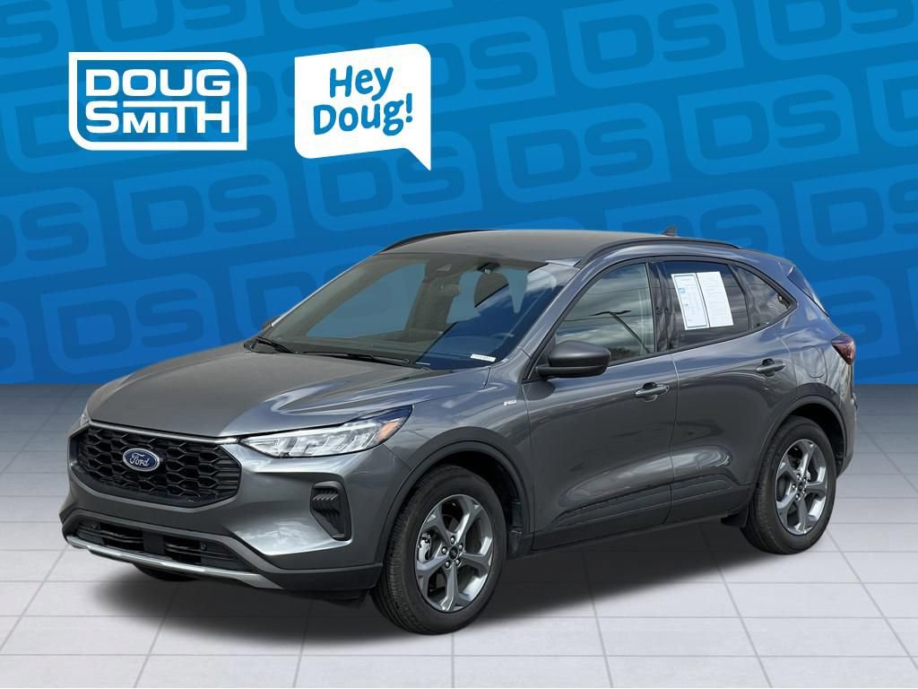 Used 2025 Ford Escape ST-Line image 2