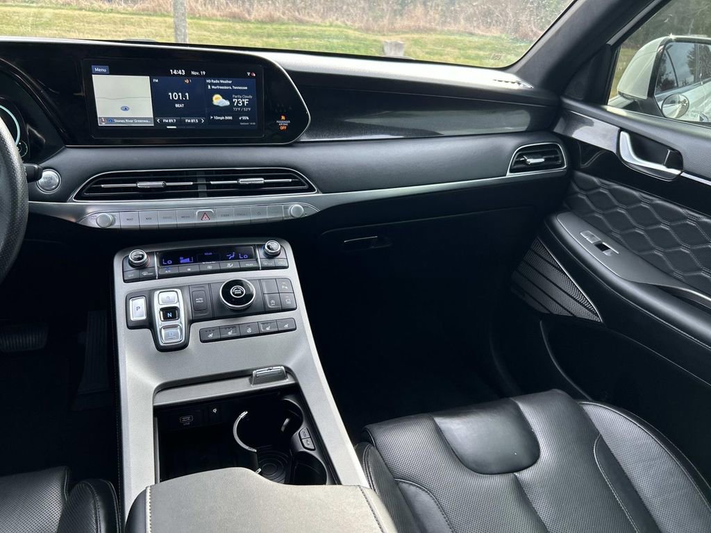 Used 2020 Hyundai Palisade Limited image 19