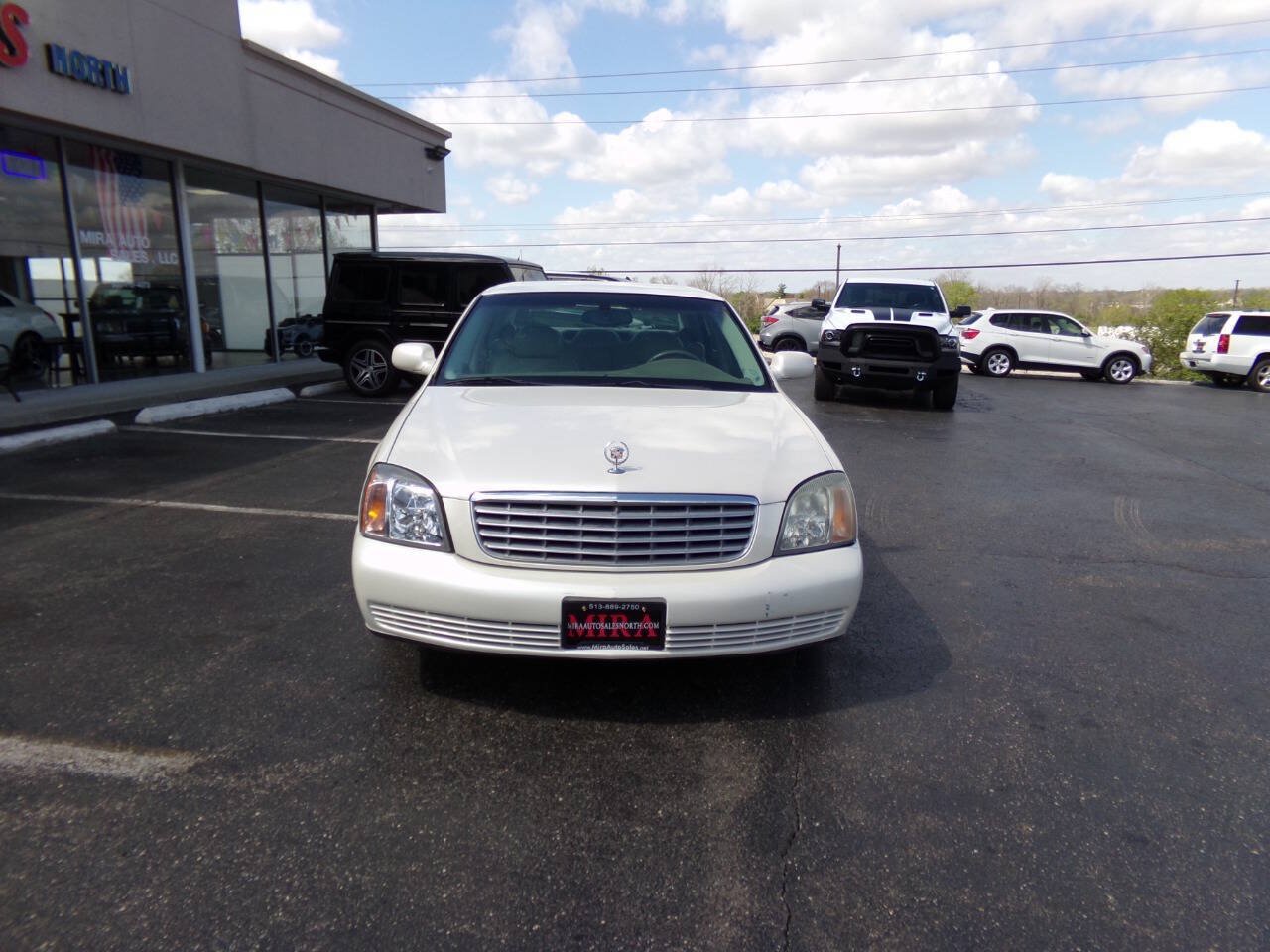 Used 2001 Cadillac De Ville FWD image 3