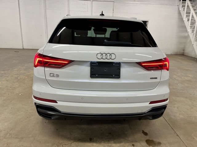 Used 2022 Audi Q3 2.0T Premium AWD/4WD image 4