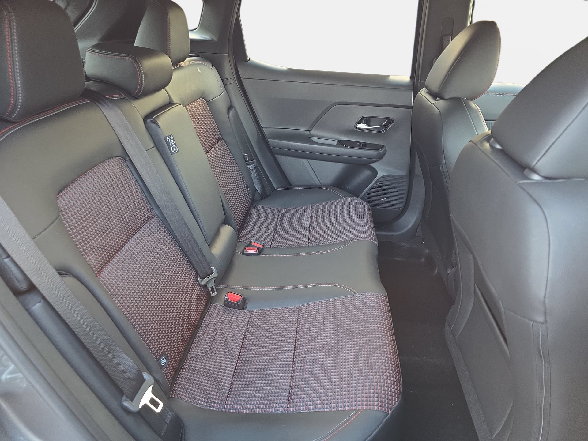New 2026 Nissan Kicks SR FWD image 11