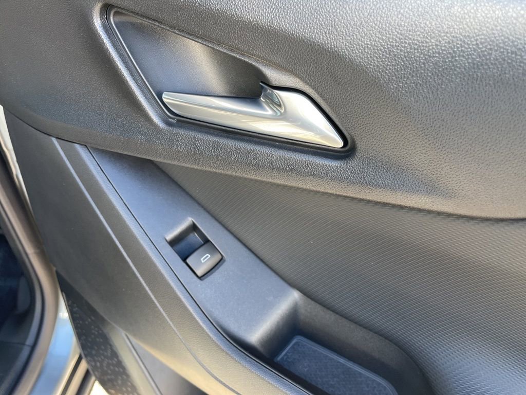 New 2026 Chevrolet Equinox LT image 39