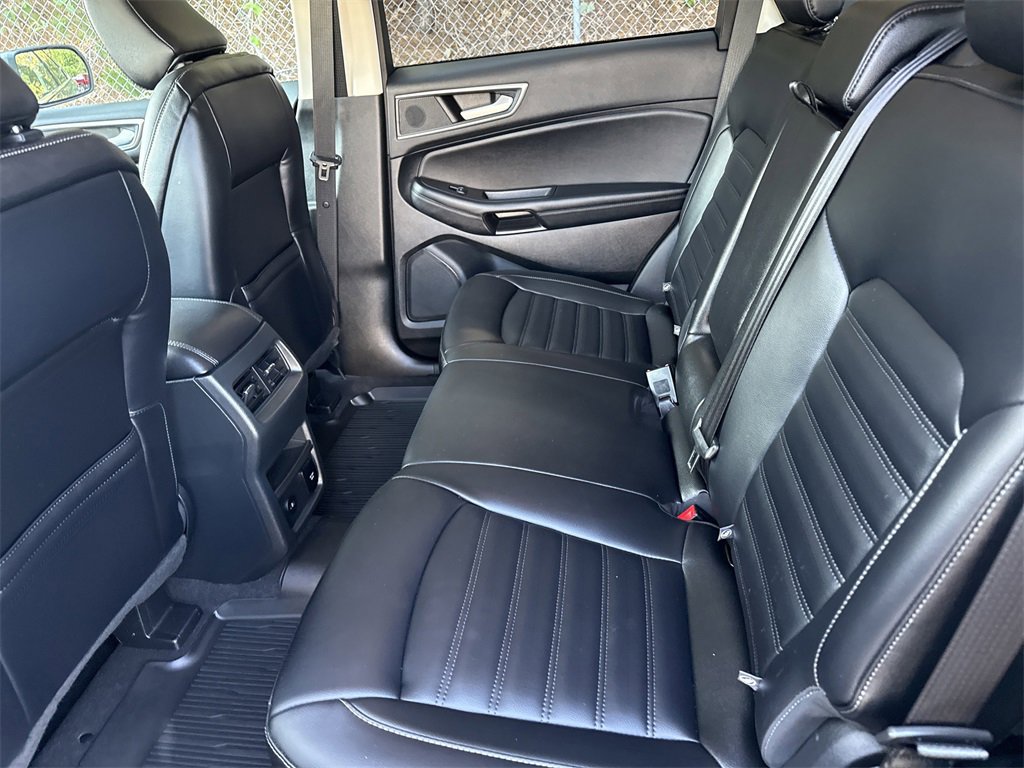 Used 2024 Ford Edge SEL w/ Convenience Package image 20