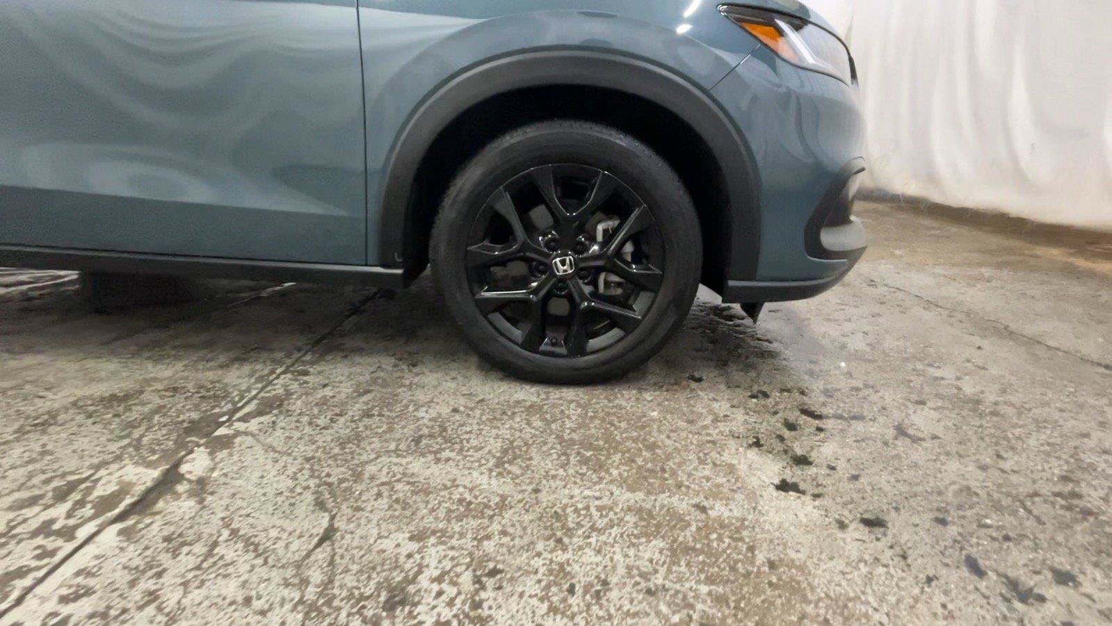 Used 2024 Honda HR-V Sport image 17