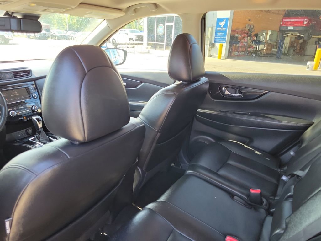 Used 2020 Nissan Rogue SL w/ Premium Package AWD/4WD image 30
