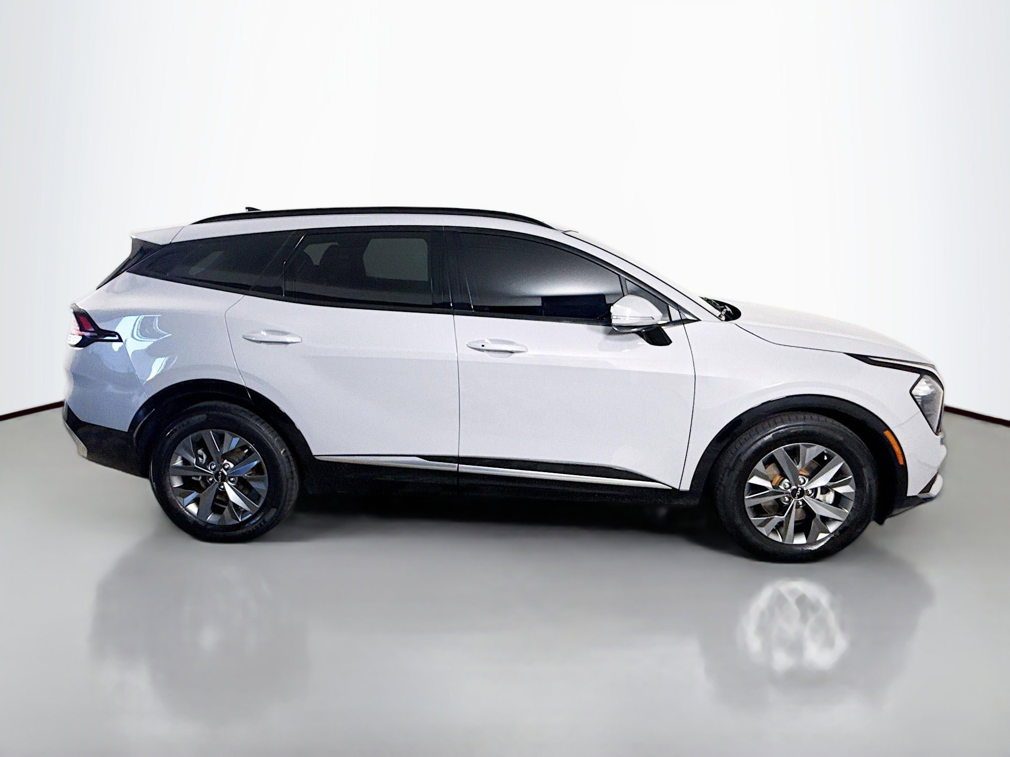 Used 2023 Kia Sportage SX image 11