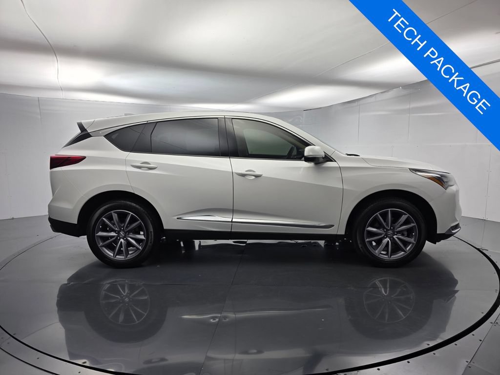 Used 2024 Acura RDX w/ Technology Package AWD/4WD image 3
