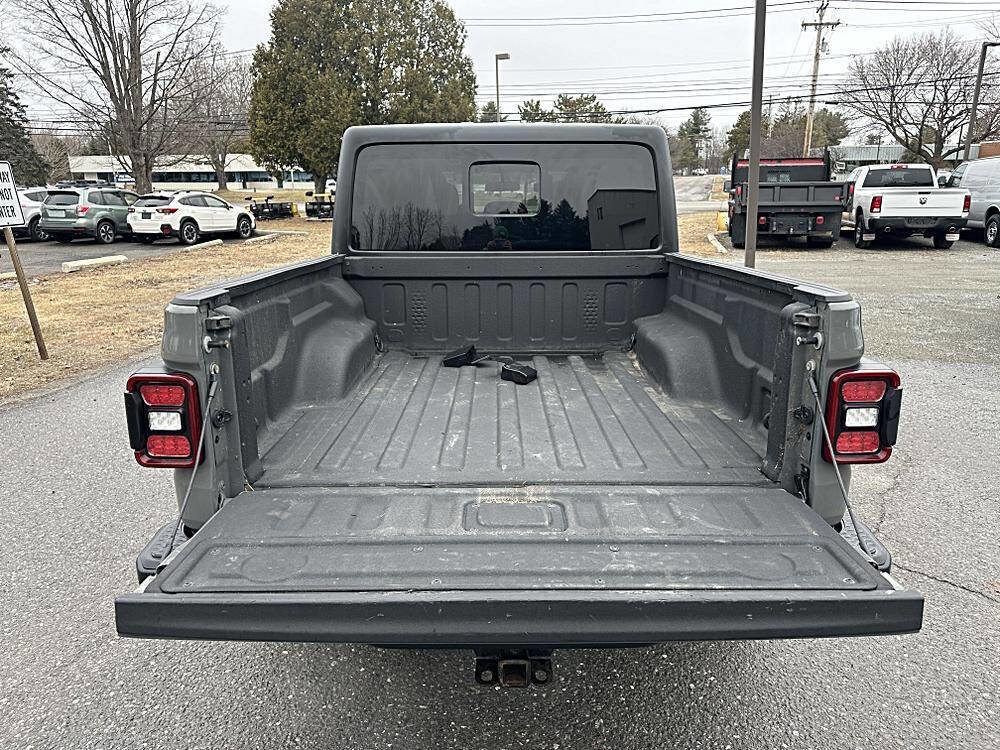 Used 2021 Jeep Gladiator Overland w/ LED Lighting Group image 5