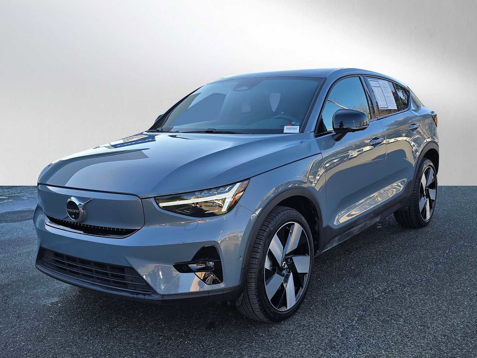 Certified 2023 Volvo C40 P8 Recharge Ultimate image 7