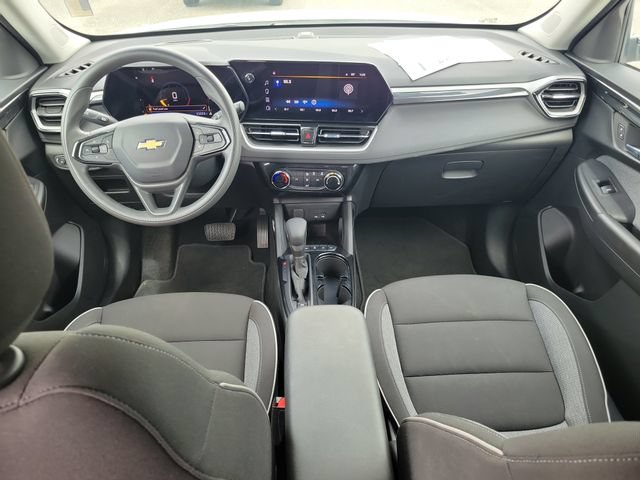 Certified 2025 Chevrolet TrailBlazer LT AWD/4WD image 17