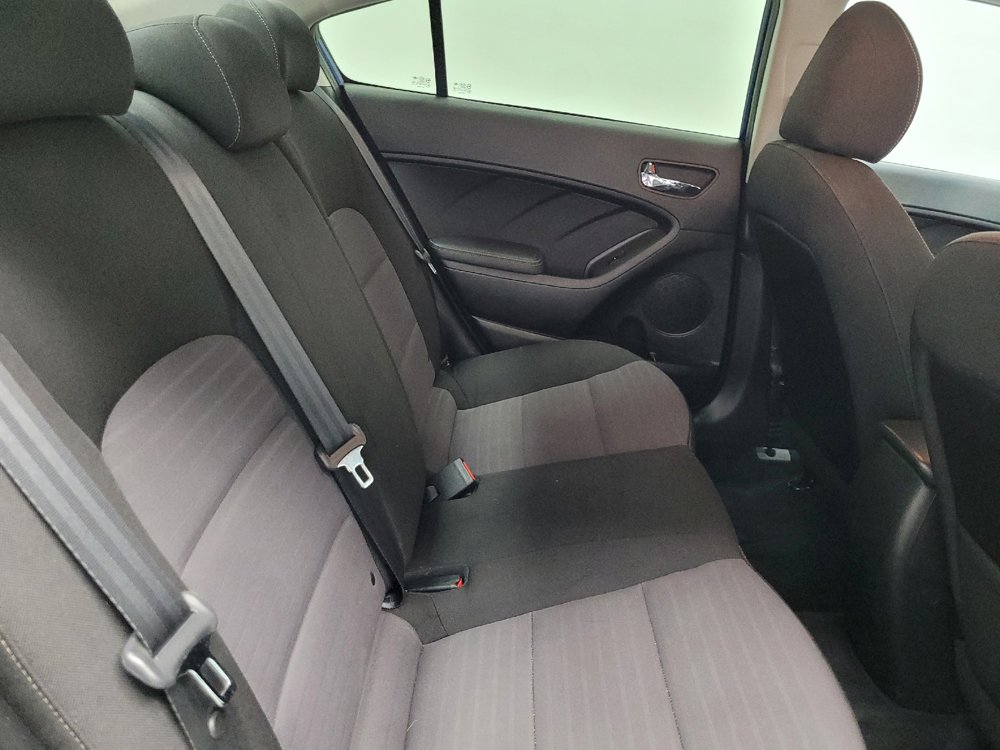Used 2018 Kia Forte S FWD image 19