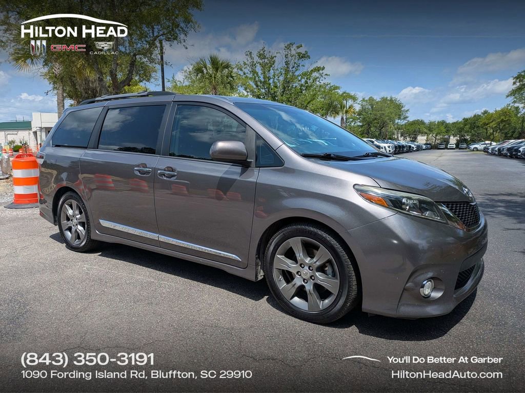 Used 2015 Toyota Sienna SE w/ SE Preferred Package