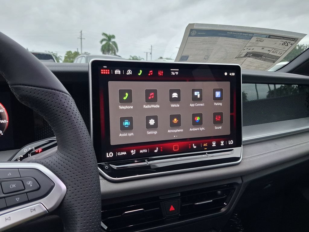 New 2026 Volkswagen Tiguan SE R-Line FWD image 8