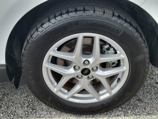 Used 2024 Ford Edge SEL image 7