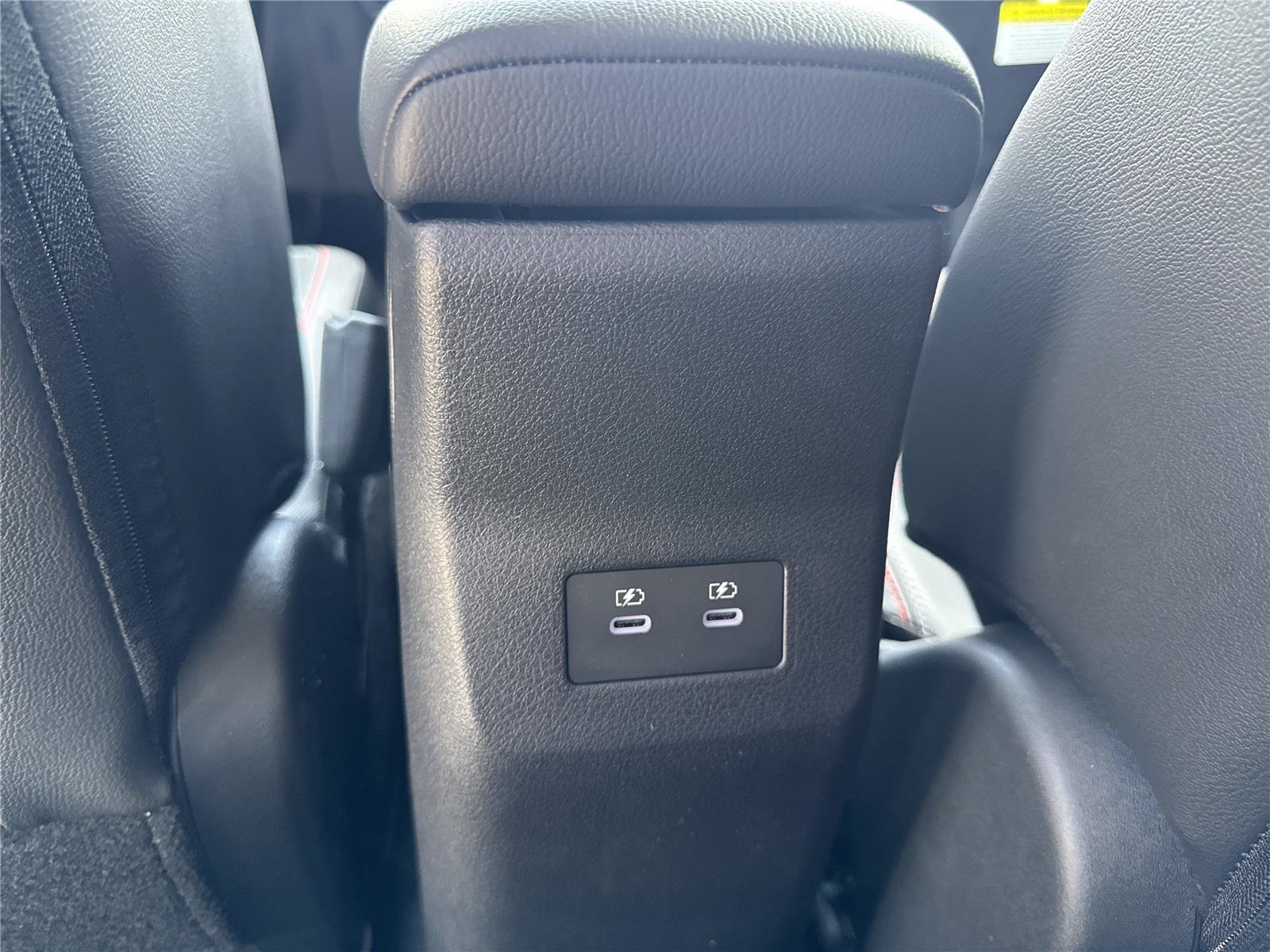 New 2026 Nissan Kicks SR AWD/4WD image 31
