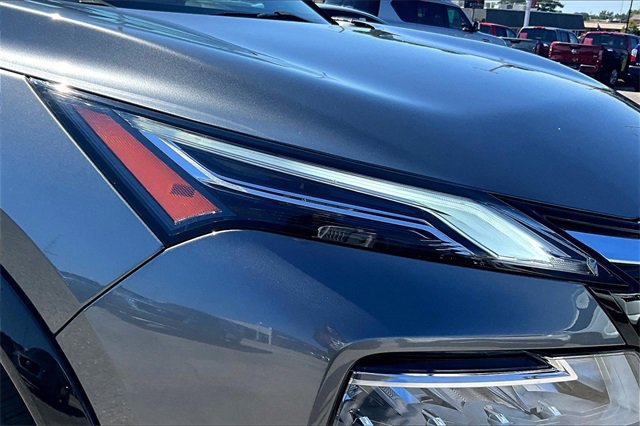 Certified 2024 Nissan Rogue Platinum image 31