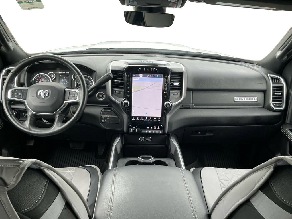 Used 2024 RAM 2500 Big Horn w/ Sport Appearance Package AWD/4WD image 17