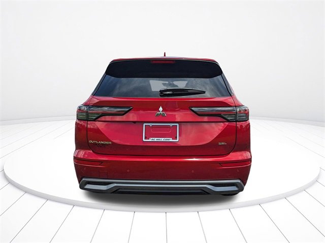 New 2025 Mitsubishi Outlander SEL image 4
