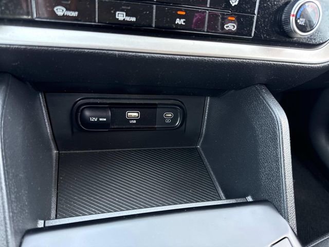 Used 2024 Kia Sportage LX image 28