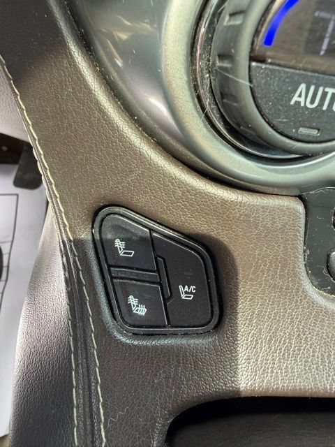 Used 2015 Chevrolet Suburban LTZ AWD/4WD image 27