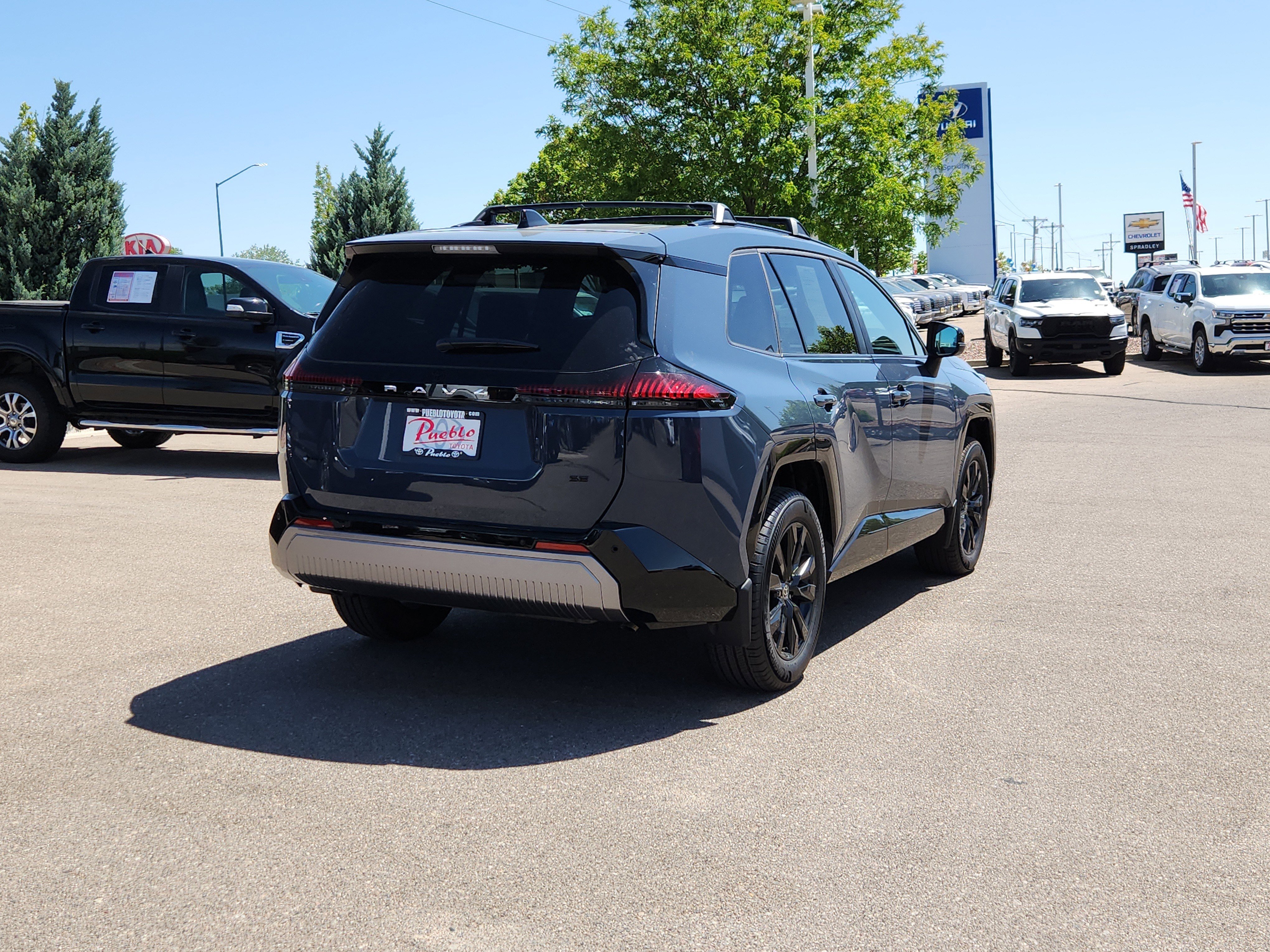 Used 2026 Toyota RAV4 SE w/ Convenience Package FWD image 3