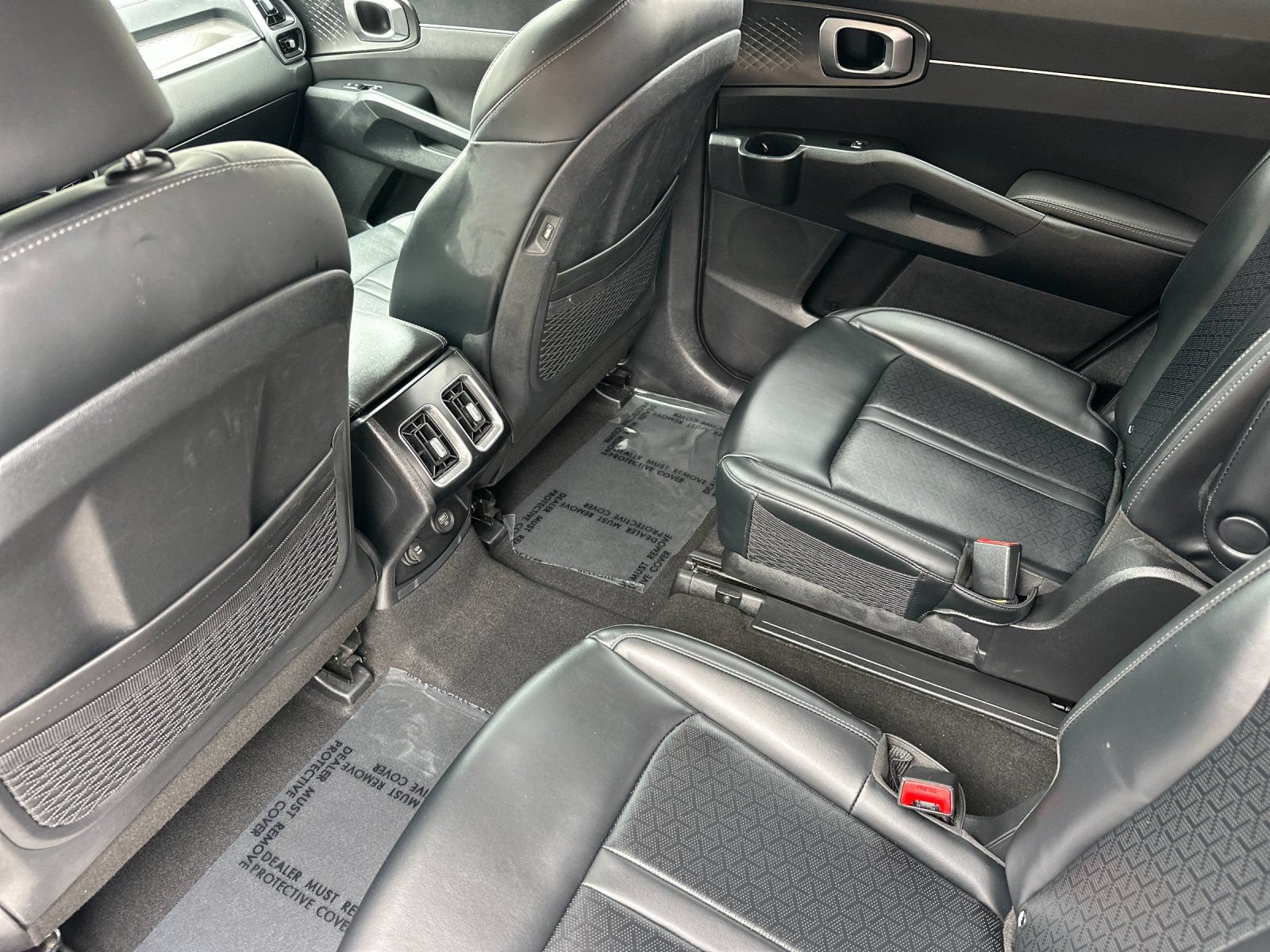 Certified 2023 Kia Sorento EX FWD image 16