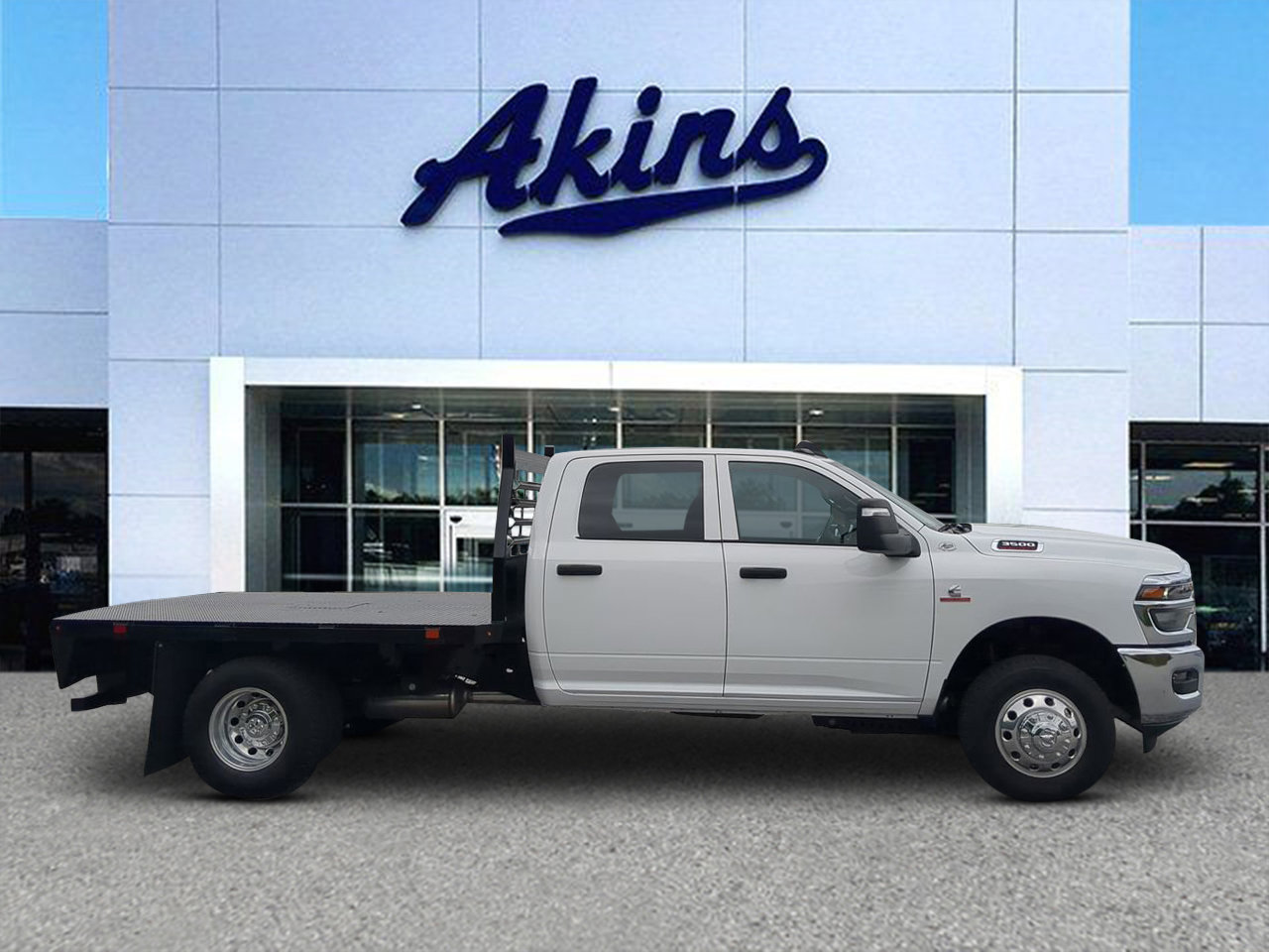 New 2025 RAM 3500 Tradesman w/ Chrome Appearance Group
