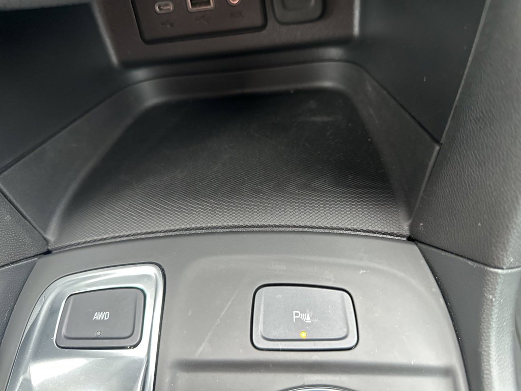 Used 2024 Chevrolet Equinox LT w/ LPO, Floor Liner Package image 24