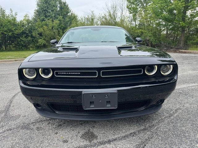 Used 2015 Dodge Challenger SXT w/ Cold Weather Group RWD image 7