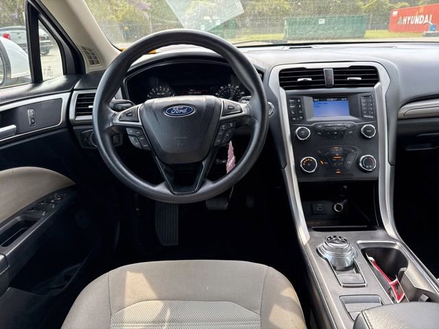 Used 2020 Ford Fusion S image 15