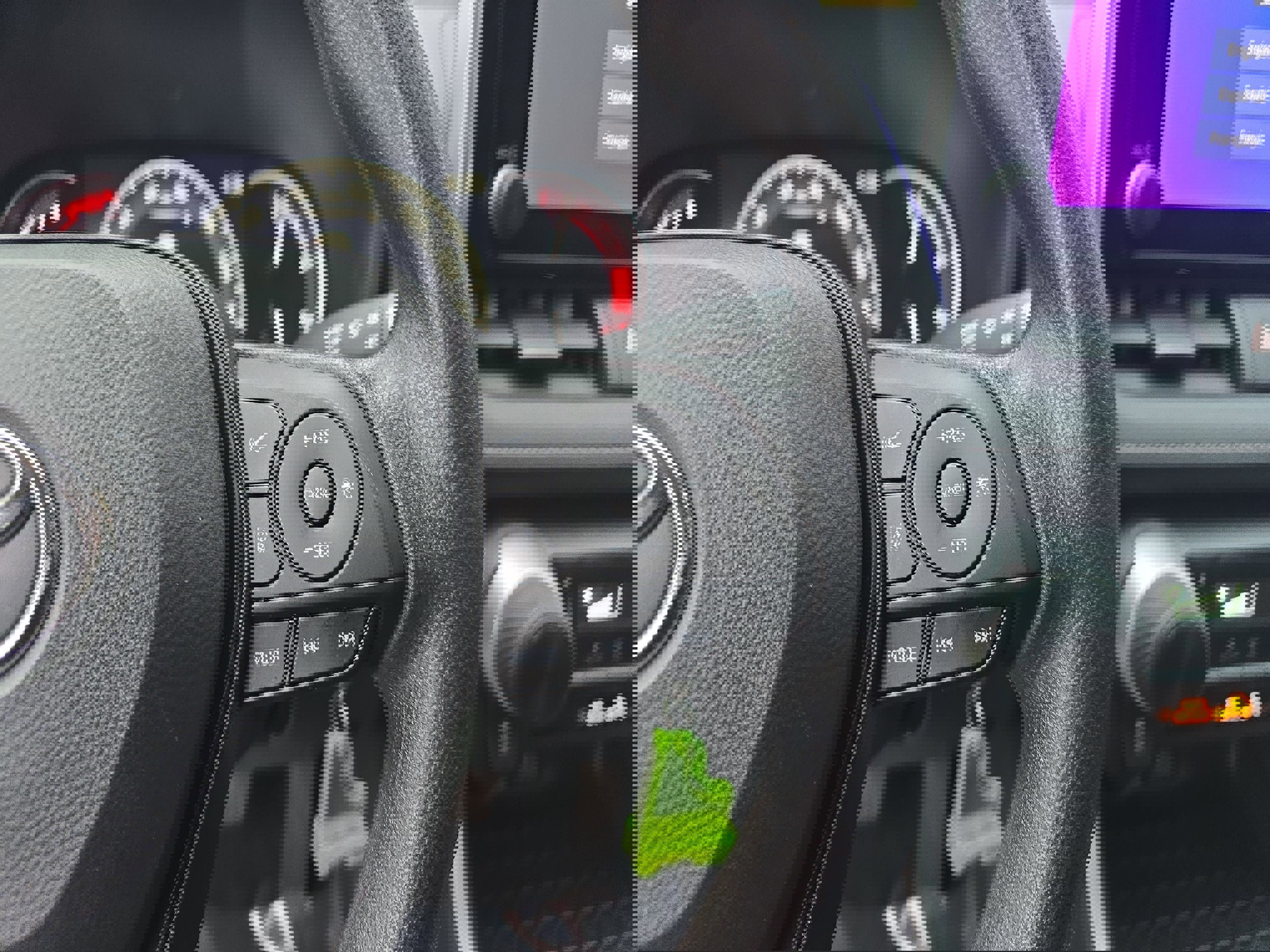 Used 2023 Toyota RAV4 LE image 17