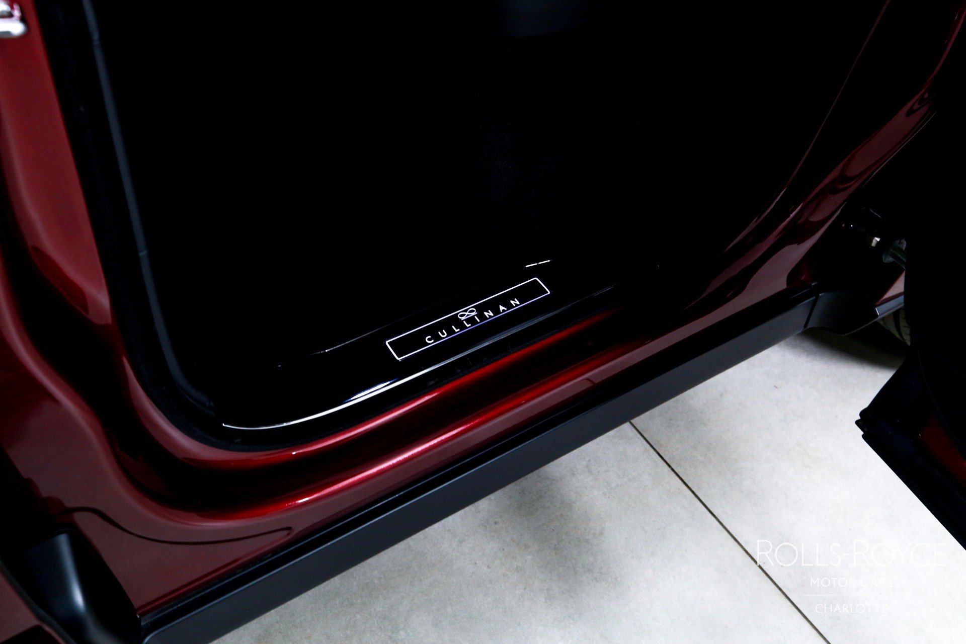 Used 2022 Rolls-Royce Cullinan Black Badge image 24