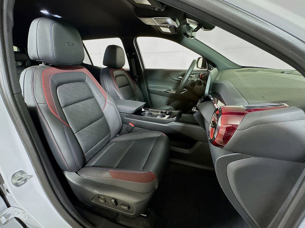 Certified 2025 Chevrolet Equinox RS w/ Safety and Technology Package image 26